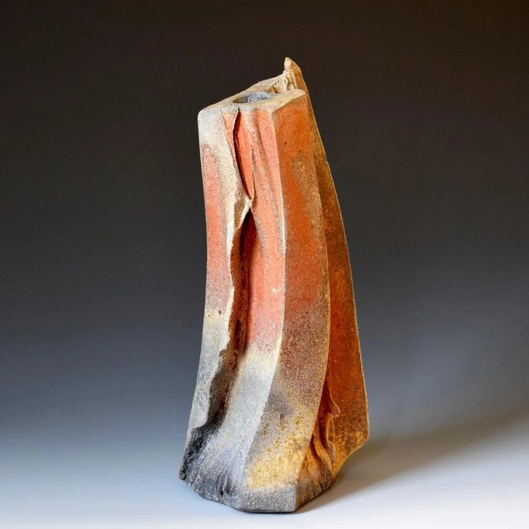 A wood-fired vase by Akira Satake